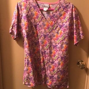 🔥SALE🔥Butterfly Print Scrub Top